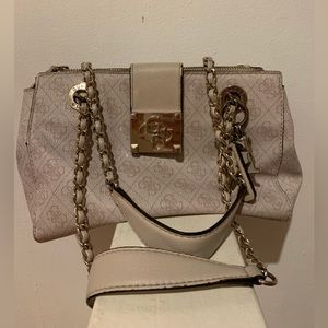 Girly, Guess Purse